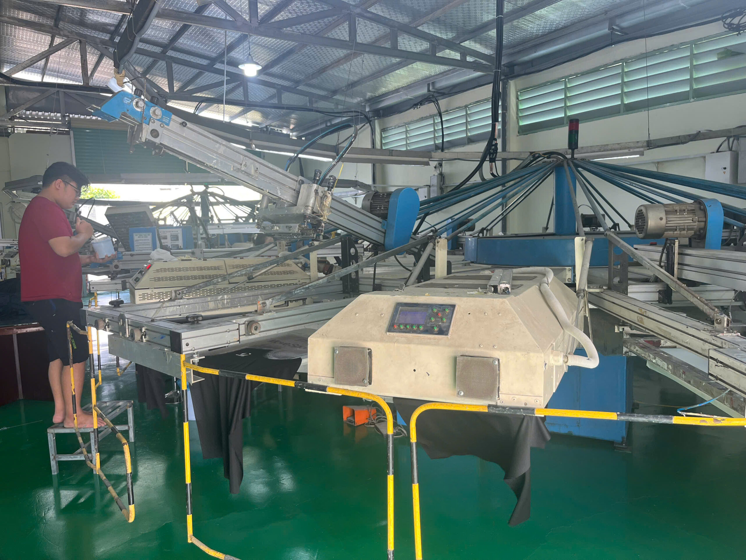 スクリーンプリント設備